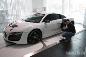 moto-audi096