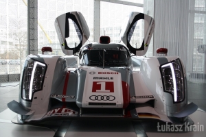 moto-audi097