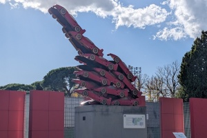 PXL_20251024_124919304